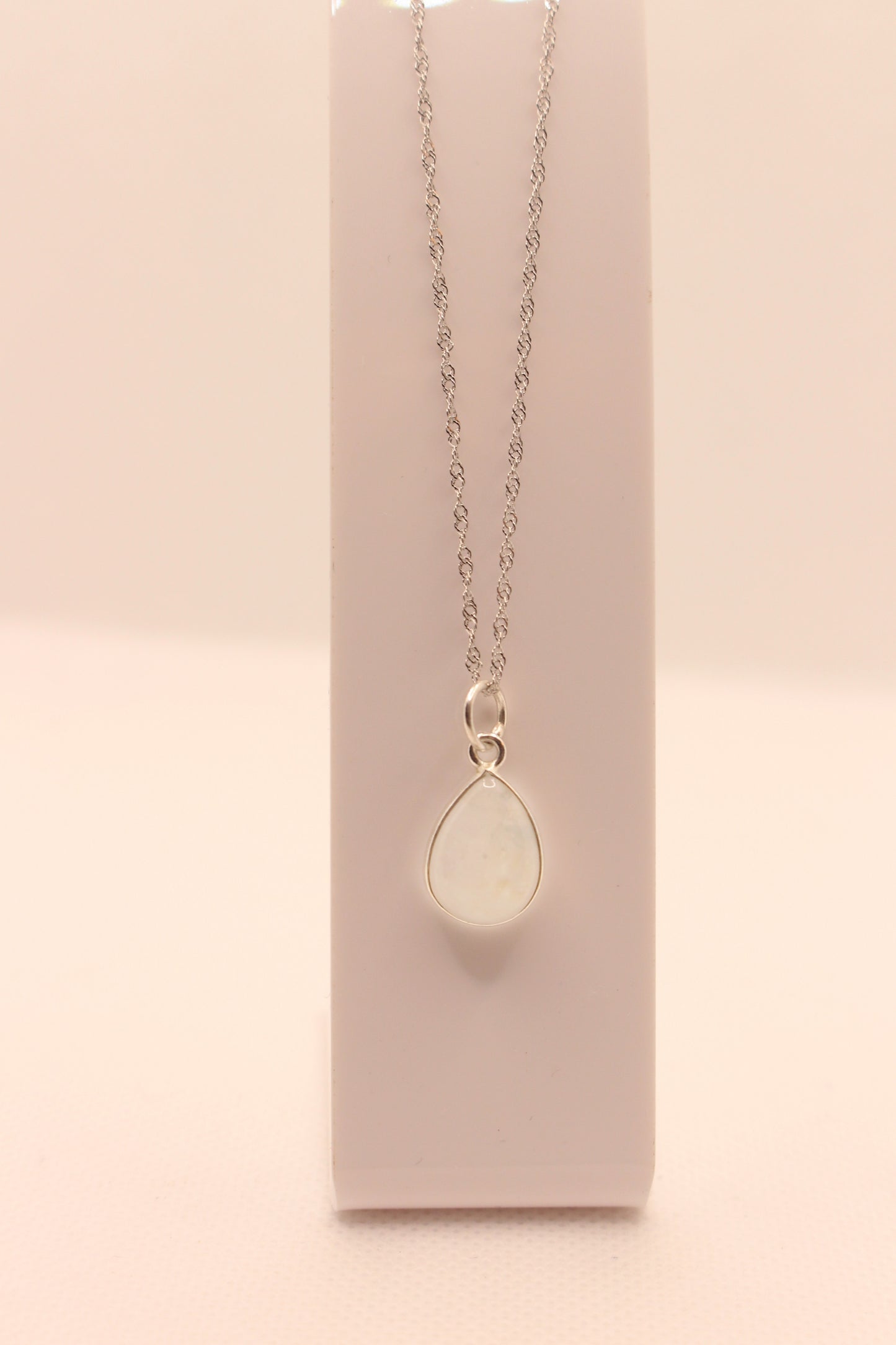 Collares Silver Whisper